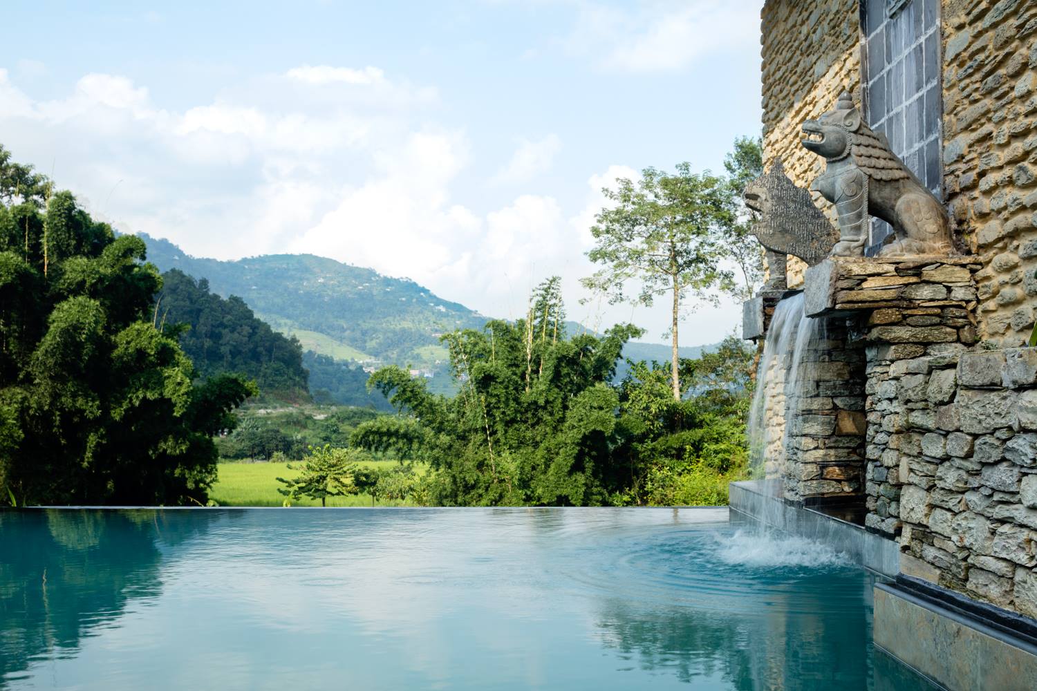 The Pavilions Himalayas, Pool