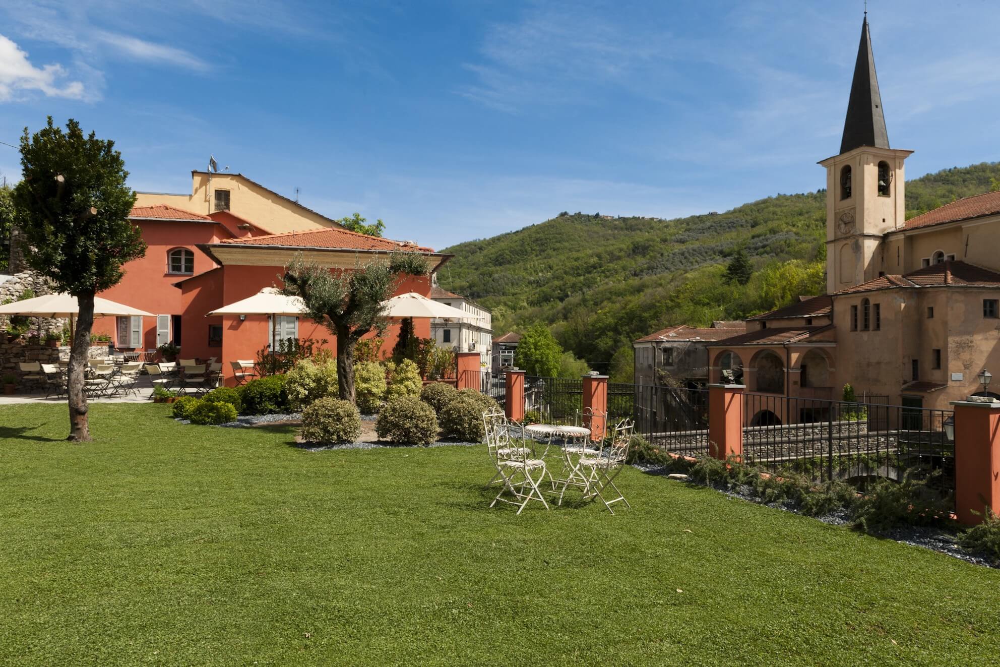 Eco-friendly Hotel. Liguria,Borgomaro.