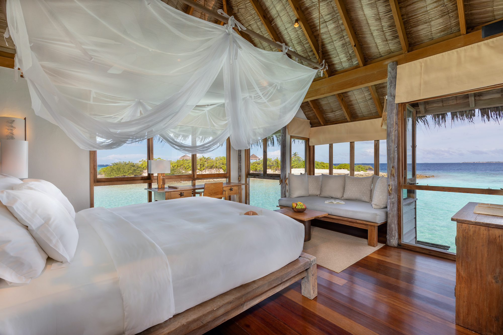 sustainable hotel in the Maldives Gili Lankanfushi: Family Studio
