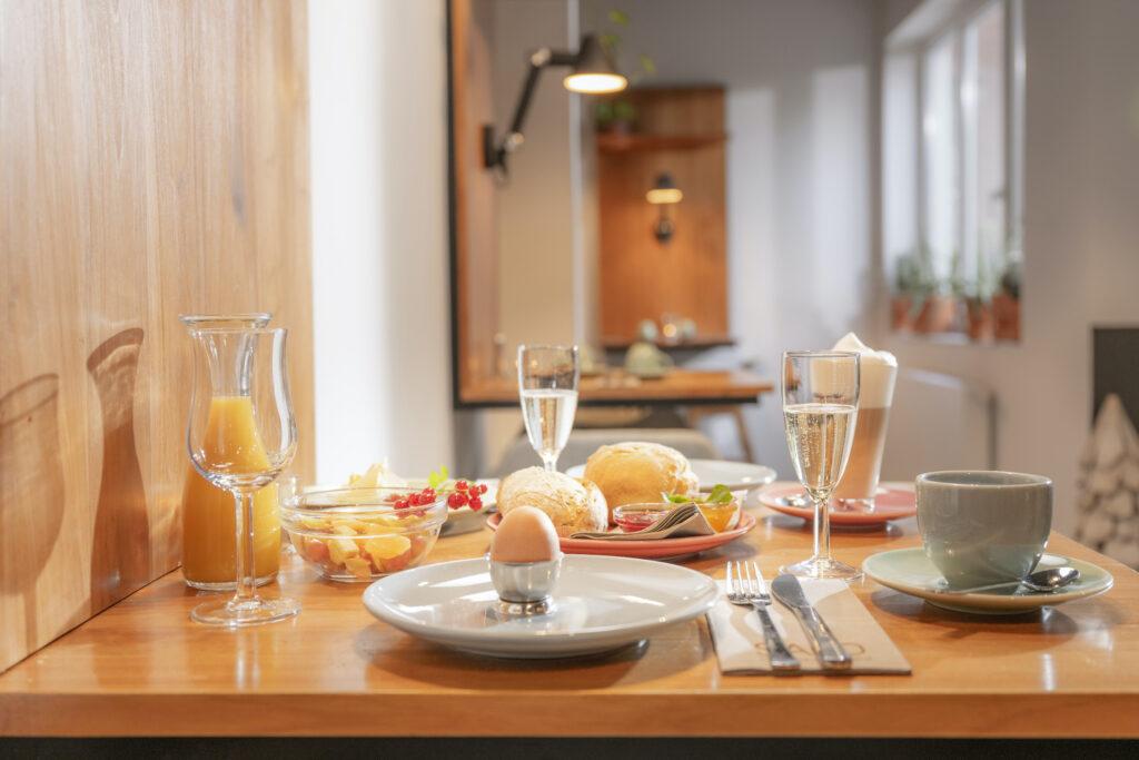 Frühstücken im nachhaltigen Hotel SAND an der Ostsee