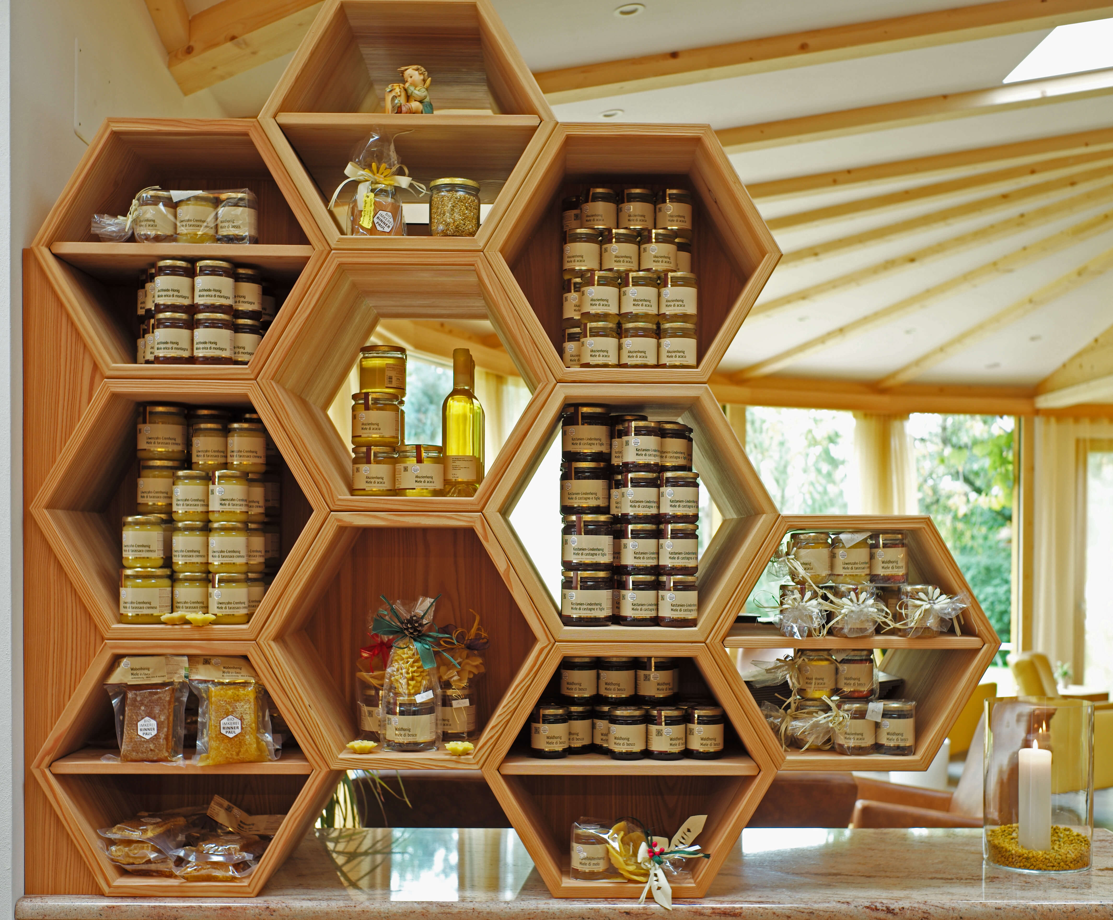 bio bee -keeping-paul Rinner-south tyrol