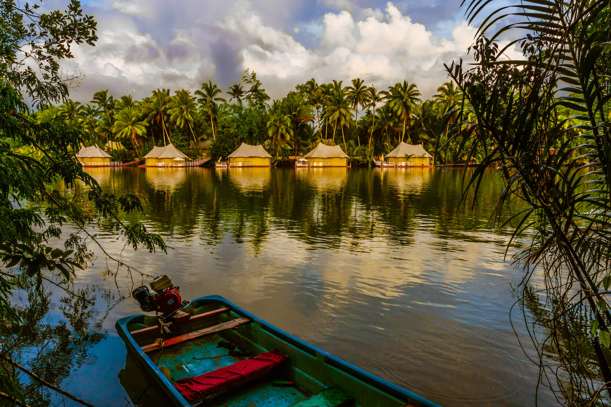 4 Rivers Floating Lodge Cambodia