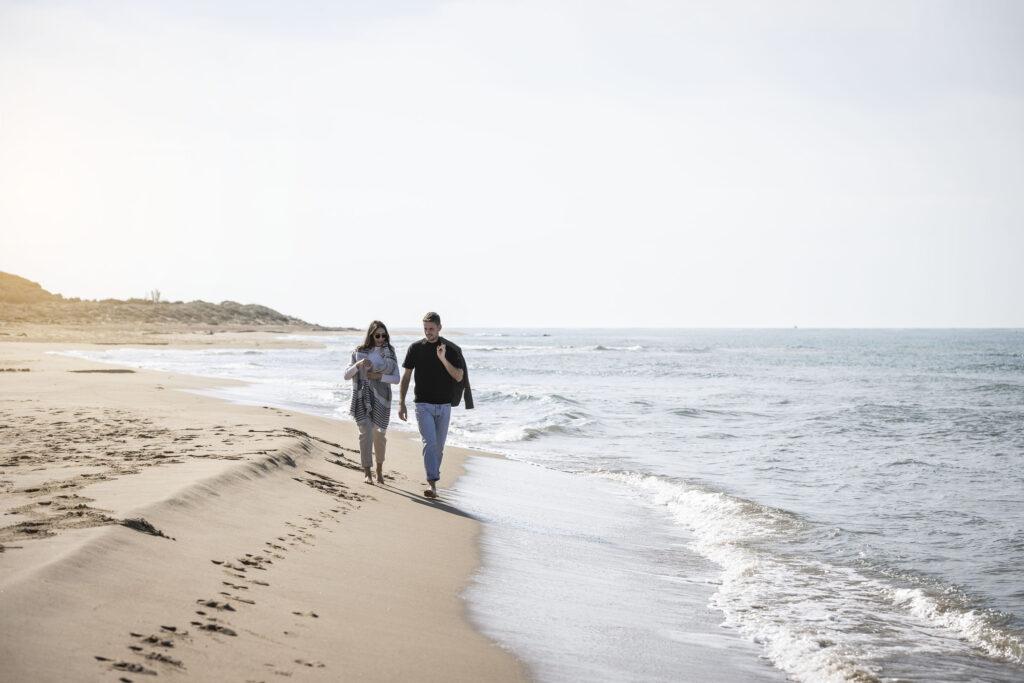 Sustaianble Travel in Southern Italy: Sicilia in Winter – Walk on the Beach