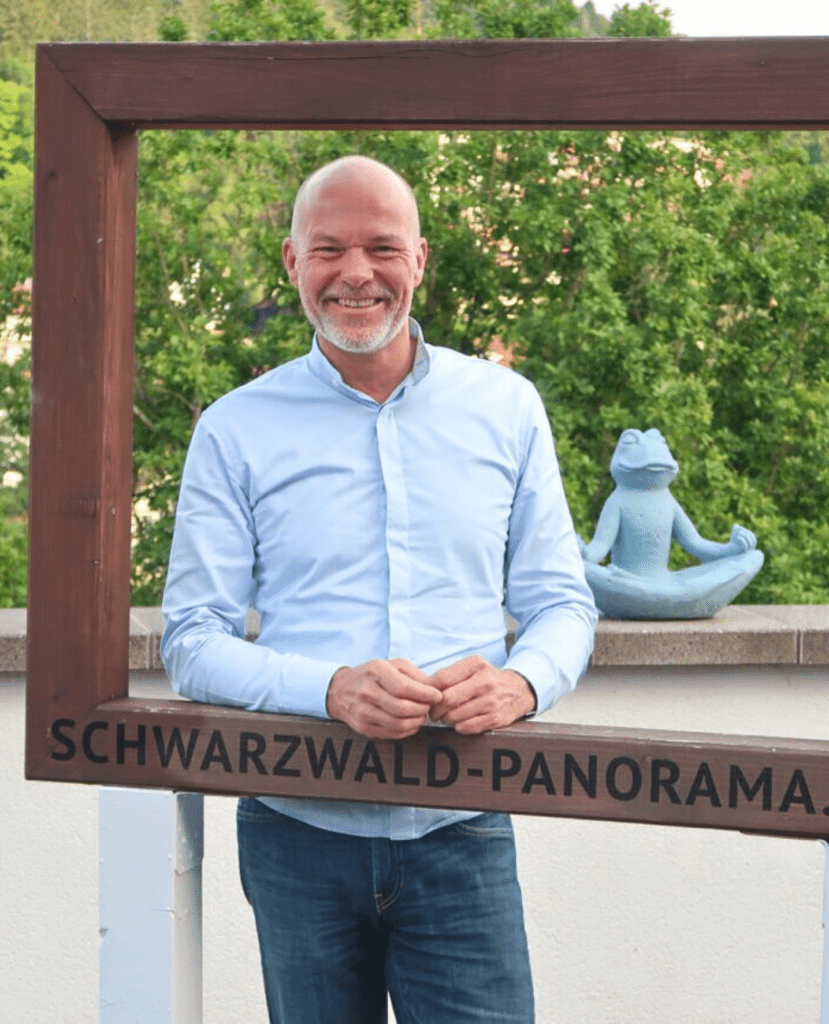 Portrait Stephan Bode Rahmen x Ausblick